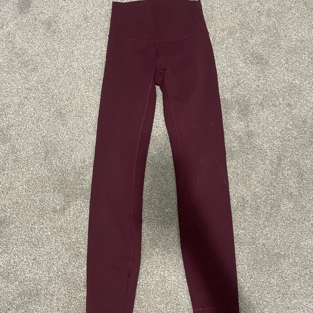 Lululemon Invigorate Leggings 25” - Picture 2 of 7